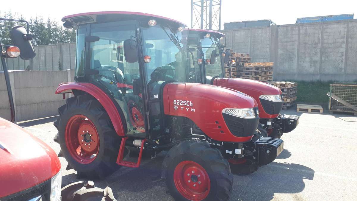 TYM 6225CH Akcija!, tractors