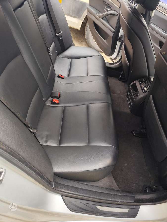 BMW 528, 2.0 l., Седан