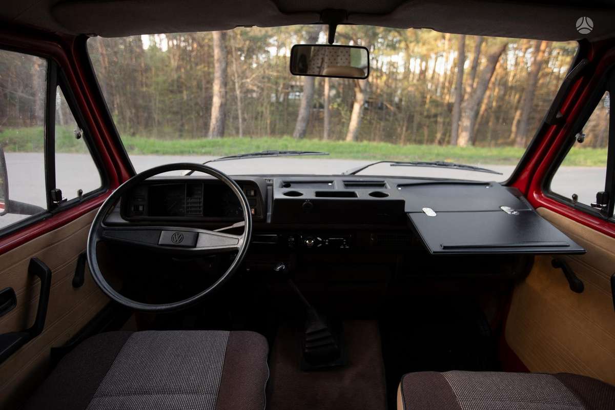 Volkswagen Transporter - 6