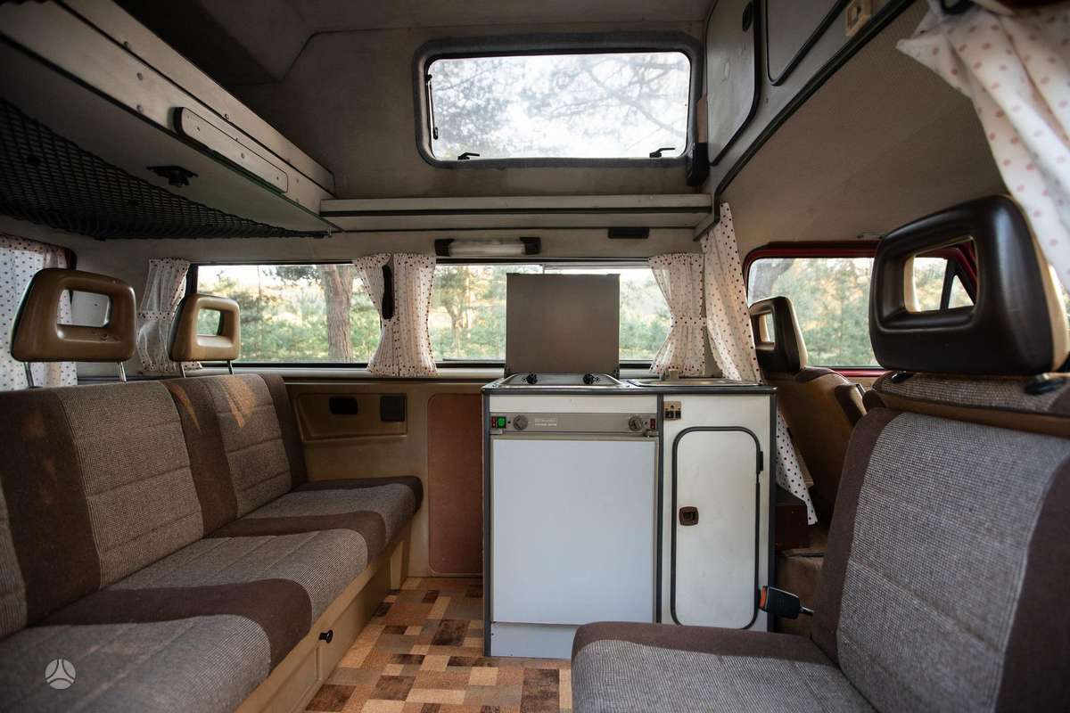 Volkswagen Transporter - 10