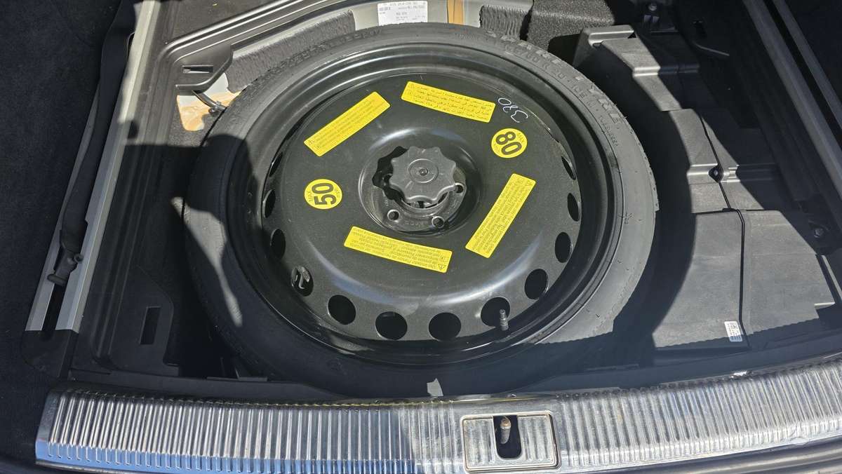 Audi A6, 2.0 l., universalas