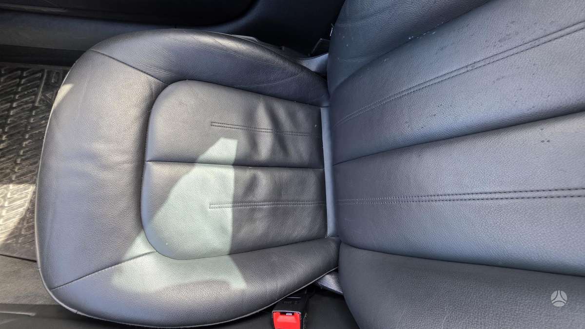 Audi A6, 2.0 l., universalas