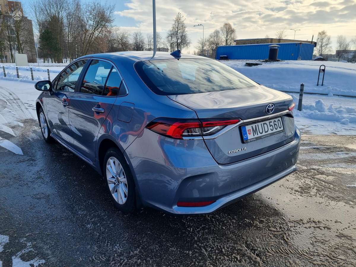 Toyota Corolla, sedanas