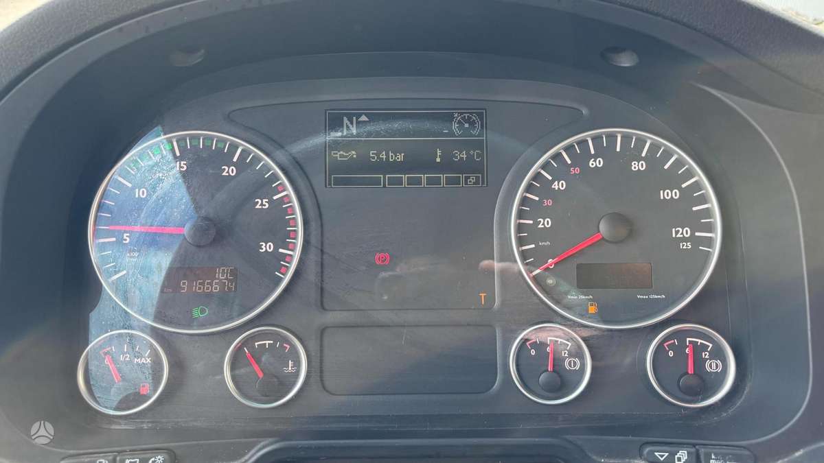 MAN TGX 26.480, single sleeper