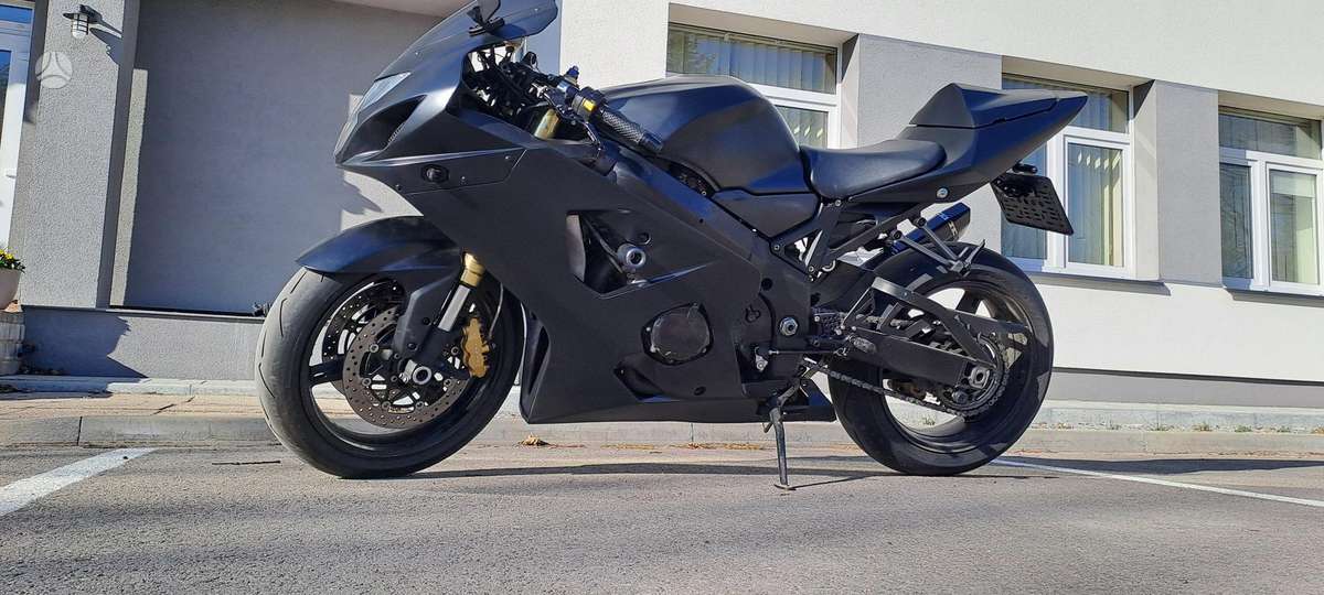 Suzuki GSX-R 750cc, superbikes