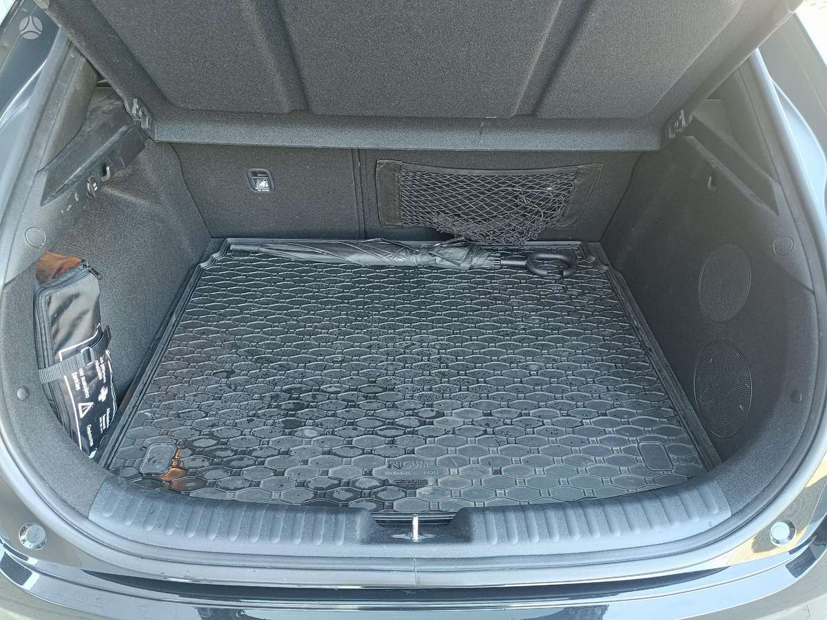 Kia XCeed, 1.5 l., Хэтчбек