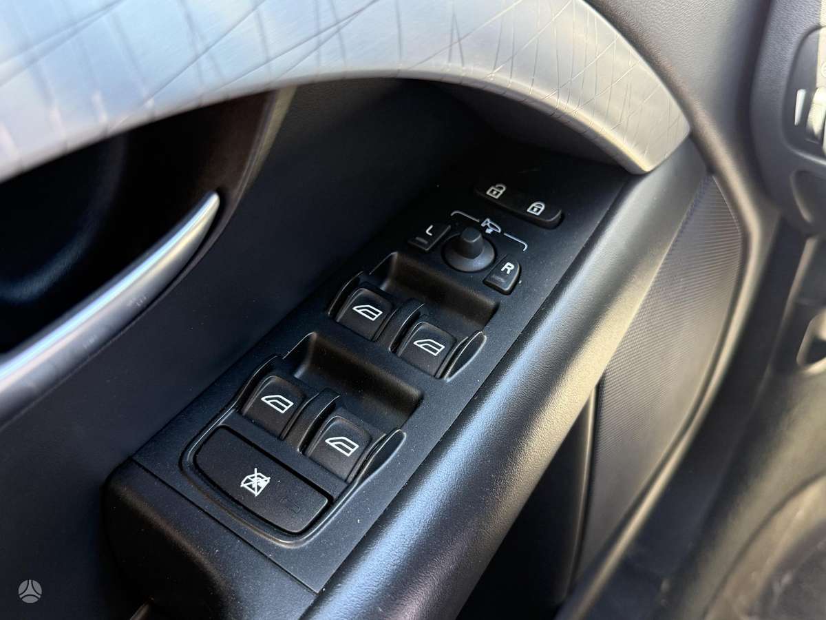 Volvo XC70, 2.4 l., Универсал