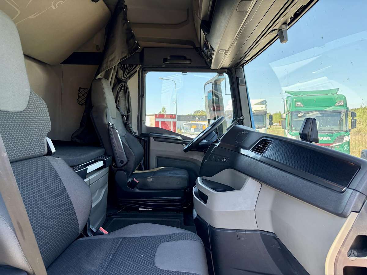 MAN TGX 26.470 ACC+, double sleeper