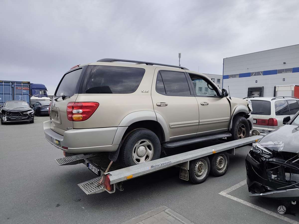 Toyota Sequoia, 4.7 l., mpv / minivan