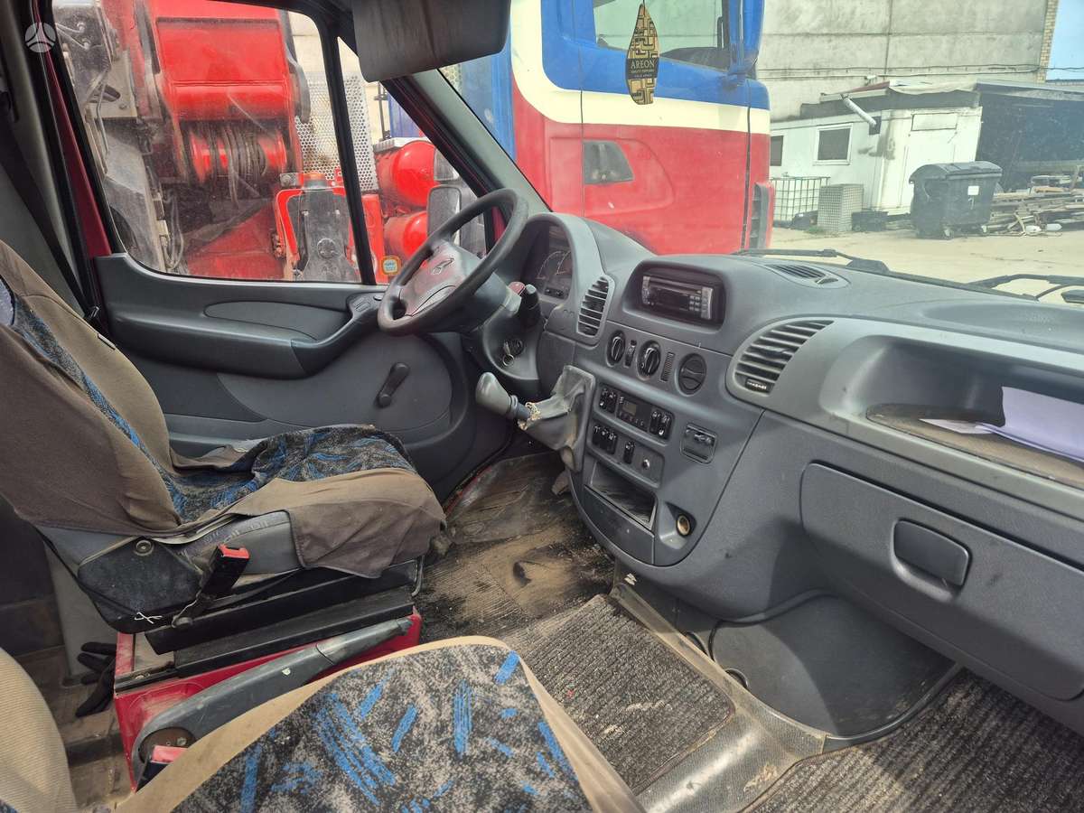 Mercedes-Benz Sprinter, komercinis