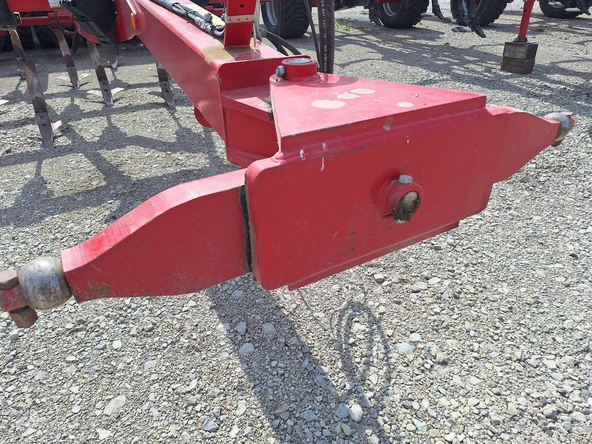 Horsch Tiger 4 AS, scrapers, scrubbers