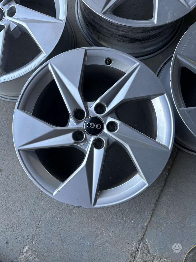 Audi, lengvojo lydinio, R17
