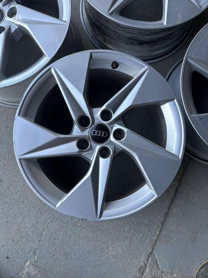 Audi, light alloy, R17