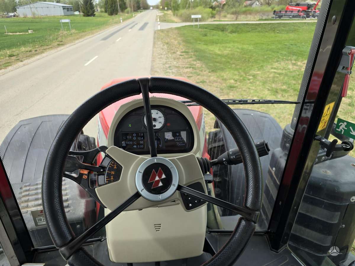 Massey Ferguson 8740, tractors