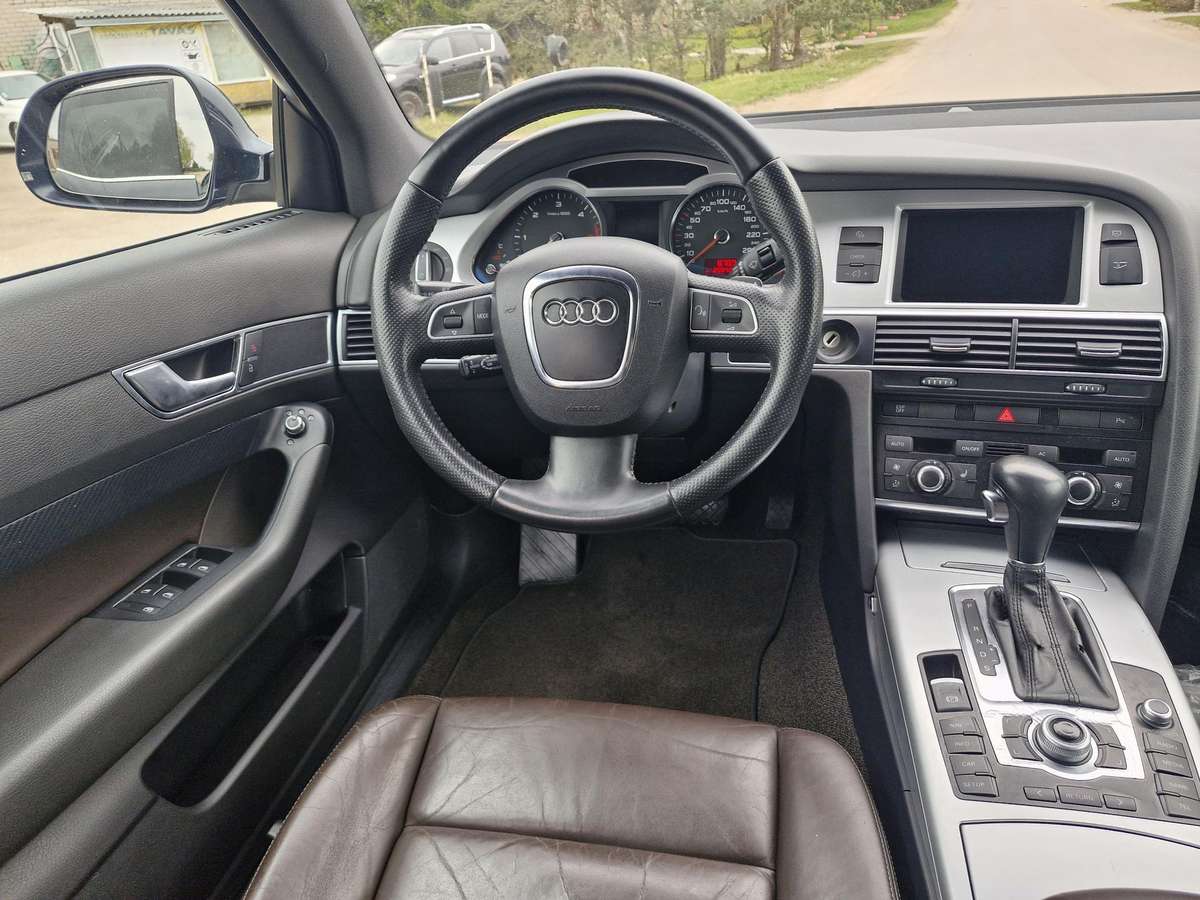 Audi A6 allroad, 3.0 l., Универсал