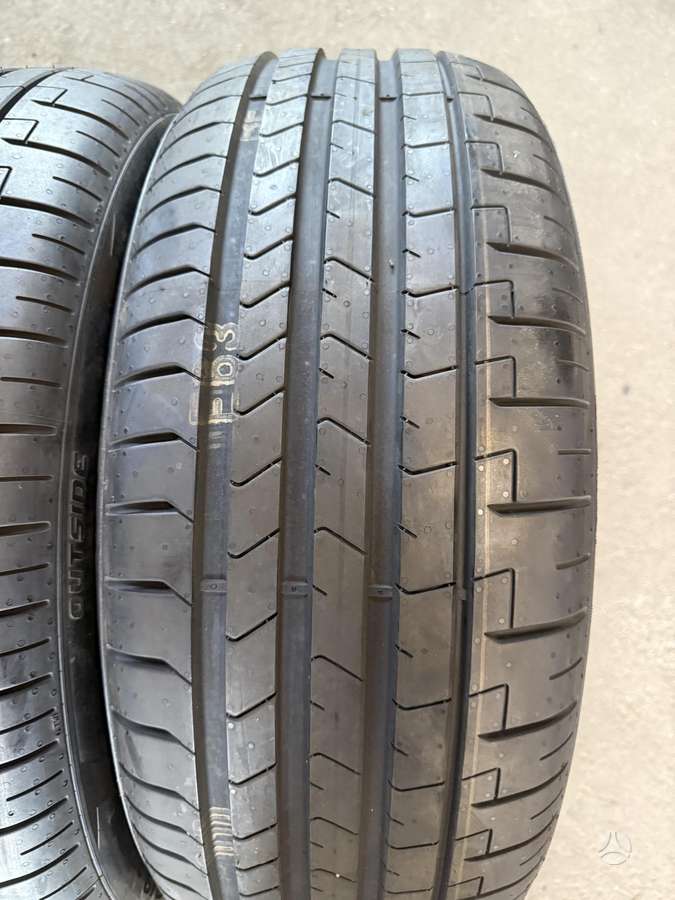 Pirelli P-ZERO 2022m 100%, летние 235/50 R19