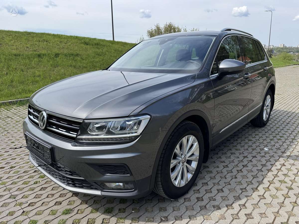 Volkswagen Tiguan - 2