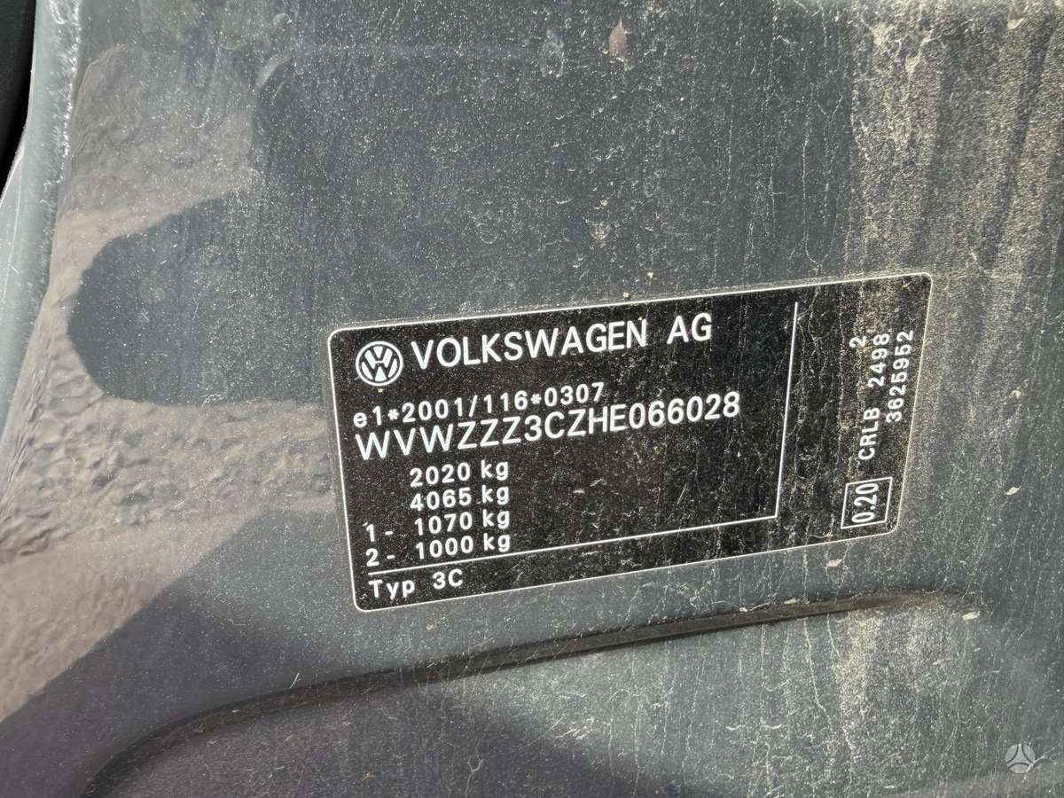 Volkswagen Passat Turim sedana karavana