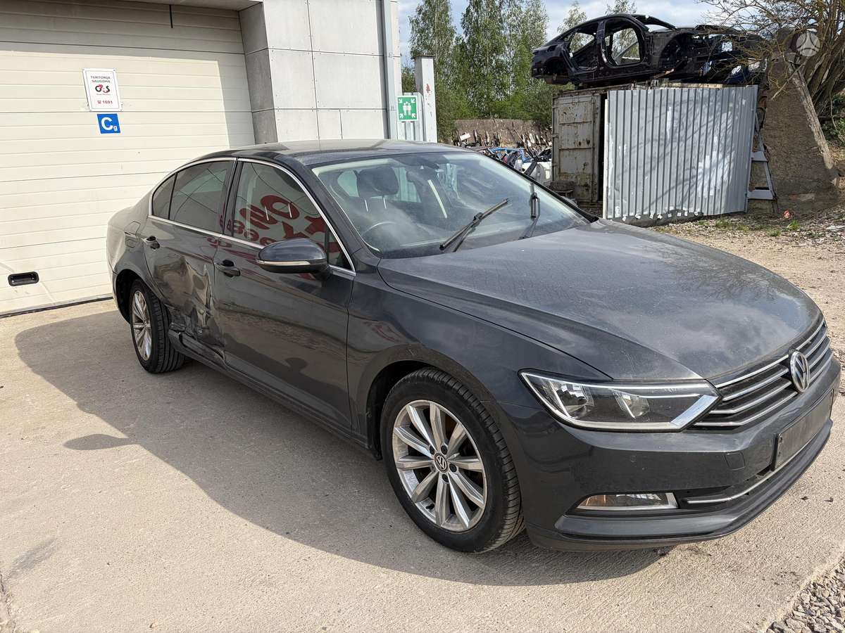Volkswagen Passat Turim sedana karavana