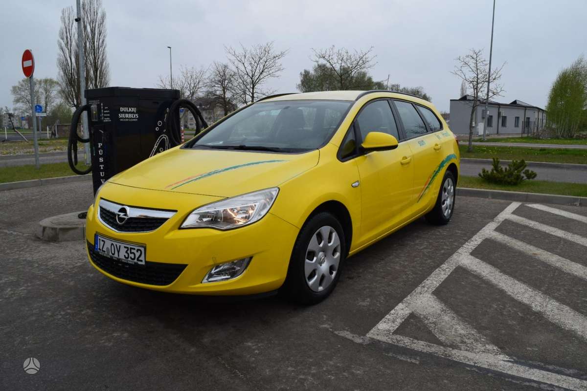 Opel Astra, 1.7 l., universalas
