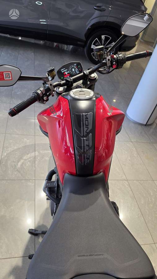 Ducati Monster 937cc, street / klasikiniai