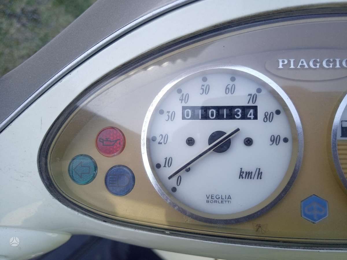 Piaggio Vespa 50cc, motoroleriai / mopedai