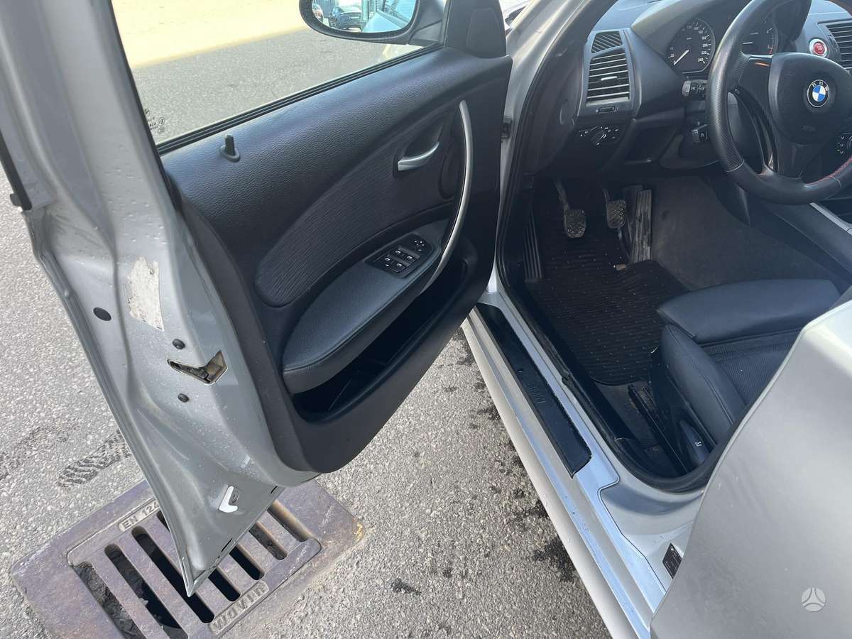 BMW 118, 2.0 l., Хэтчбек