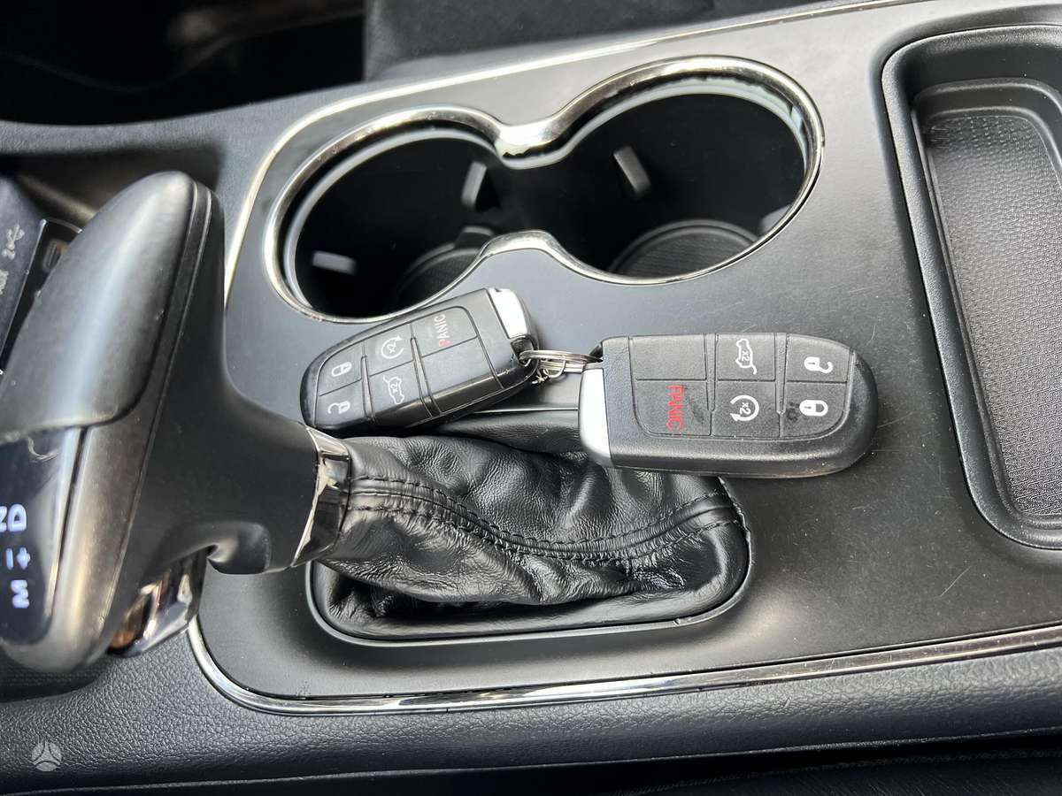 Dodge Durango, 3.6 l., off-road / crossover