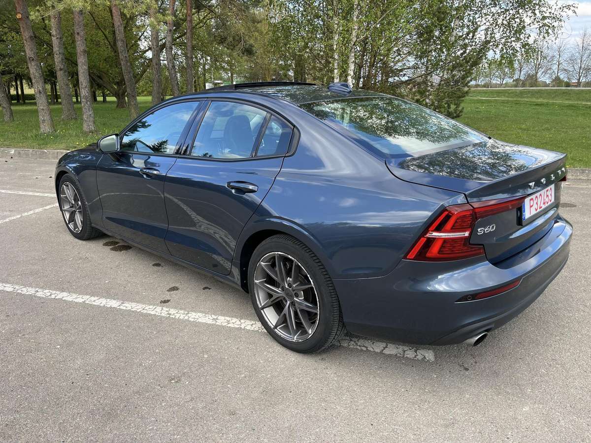 Volvo S60, 2.0 l., Седан