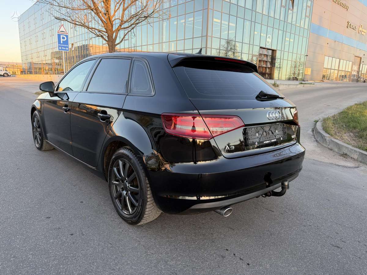 Audi A3, 1.6 l., hečbekas