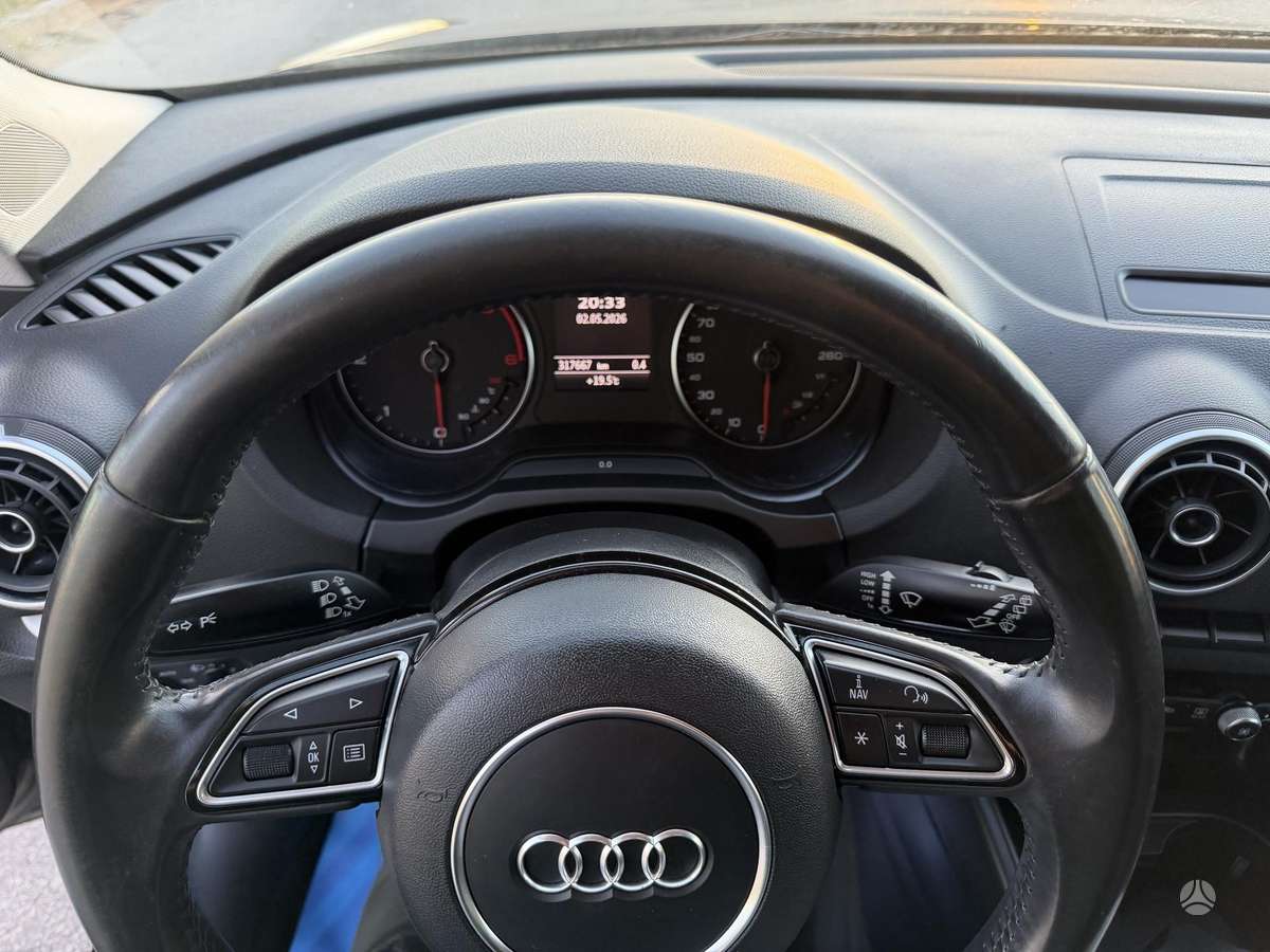 Audi A3, 1.6 l., hečbekas