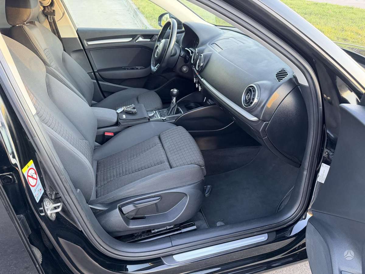 Audi A3, 1.6 l., hečbekas