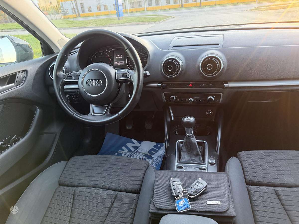 Audi A3, 1.6 l., hečbekas