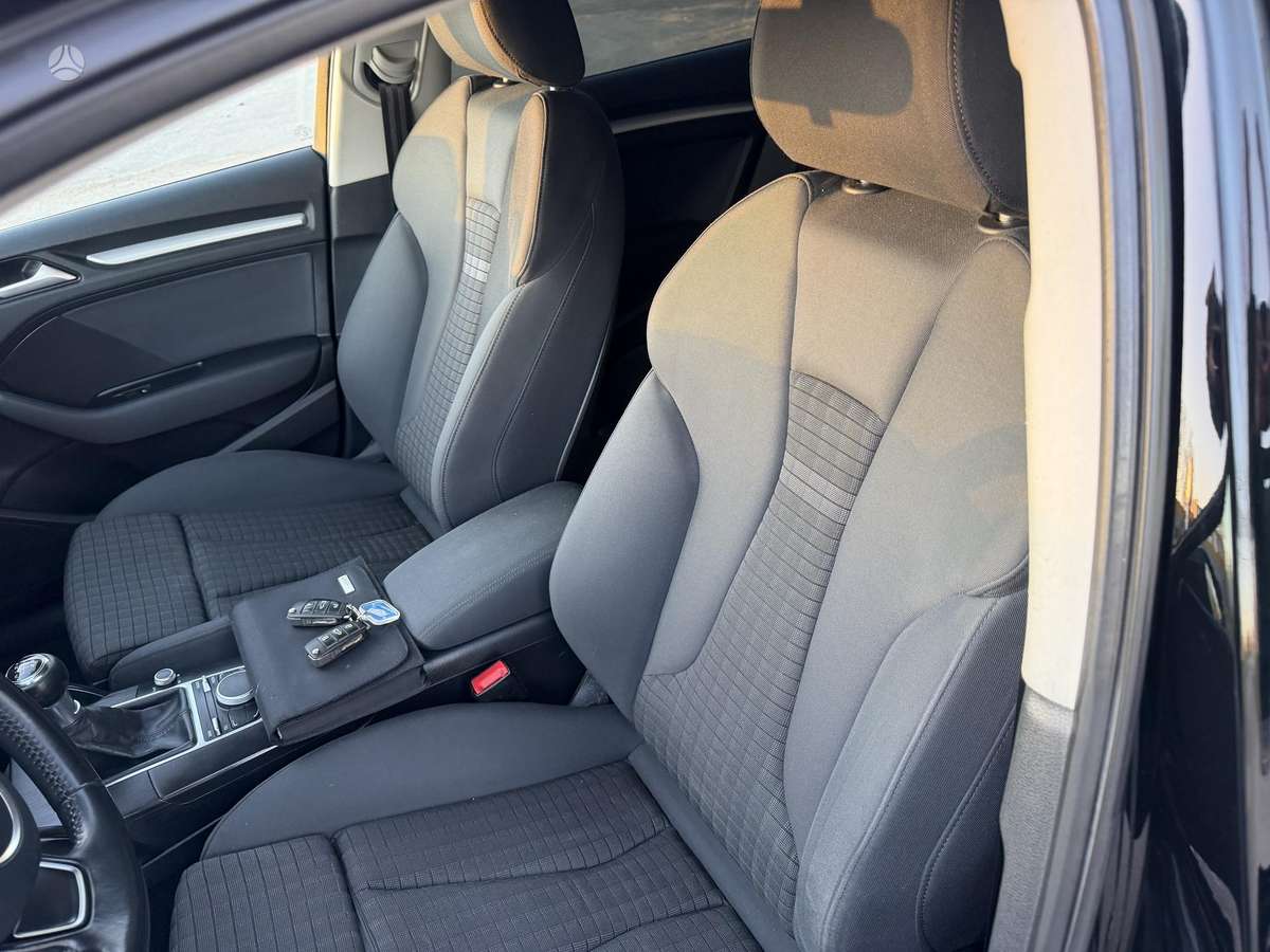 Audi A3, 1.6 l., hečbeks