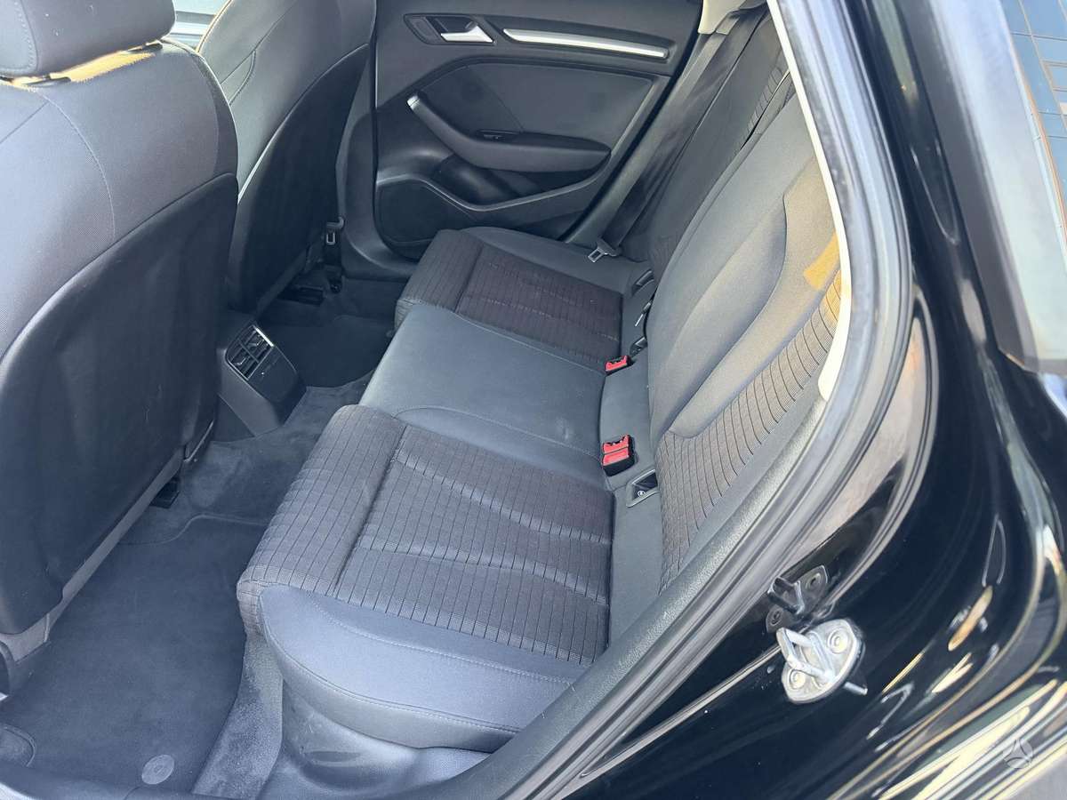 Audi A3, 1.6 l., hečbekas