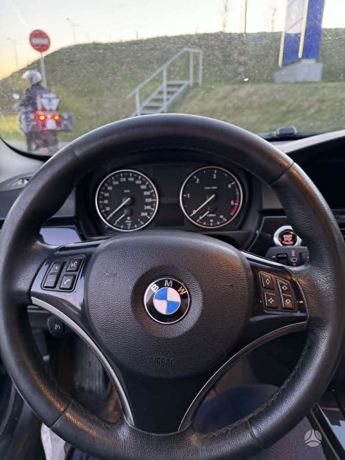 BMW 320, 2.0 l., Купе (coupe)