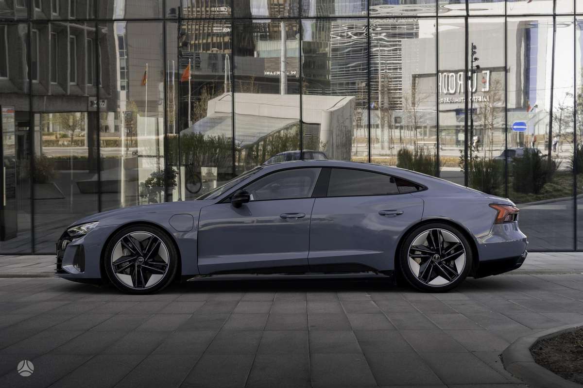 Audi e-tron GT, coupe