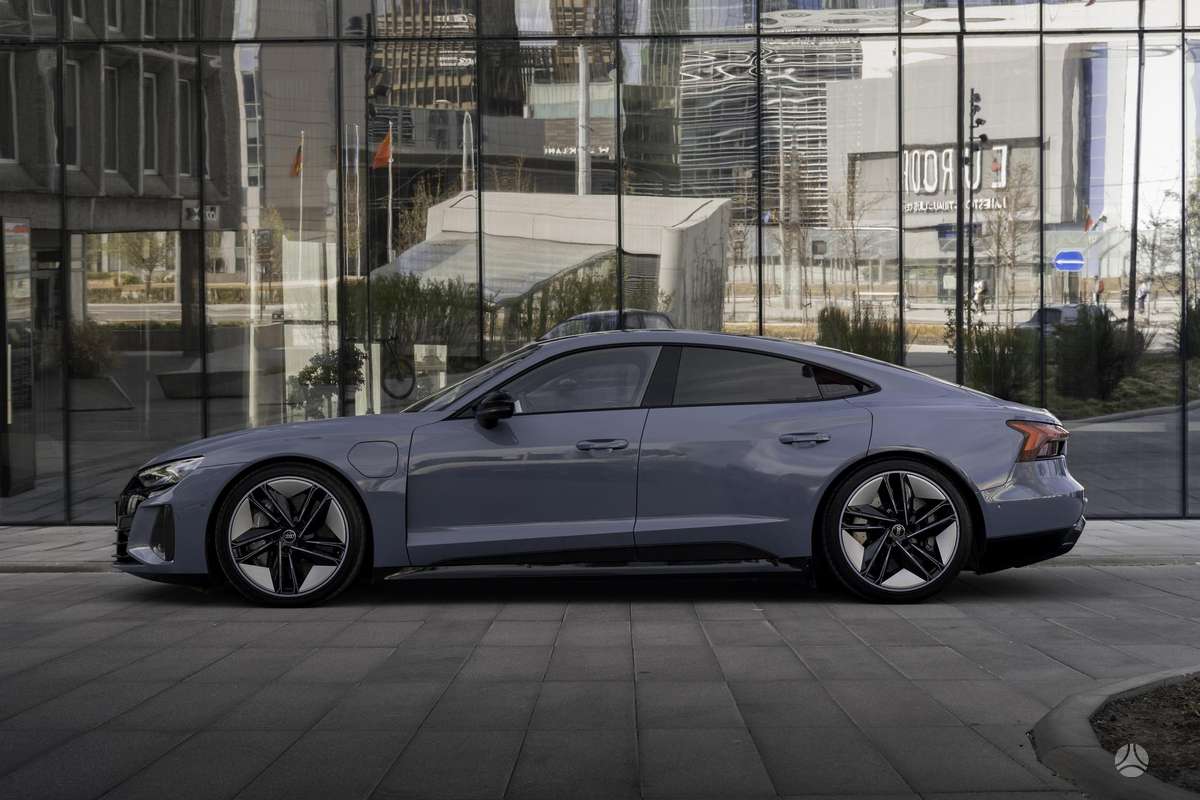 Audi e-tron GT, kupė (coupe)