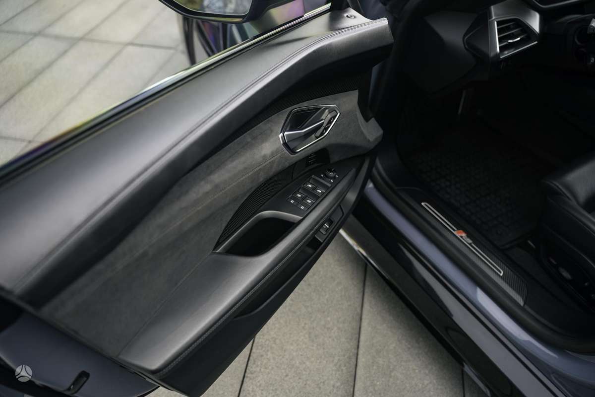 Audi e-tron GT, kupė (coupe)