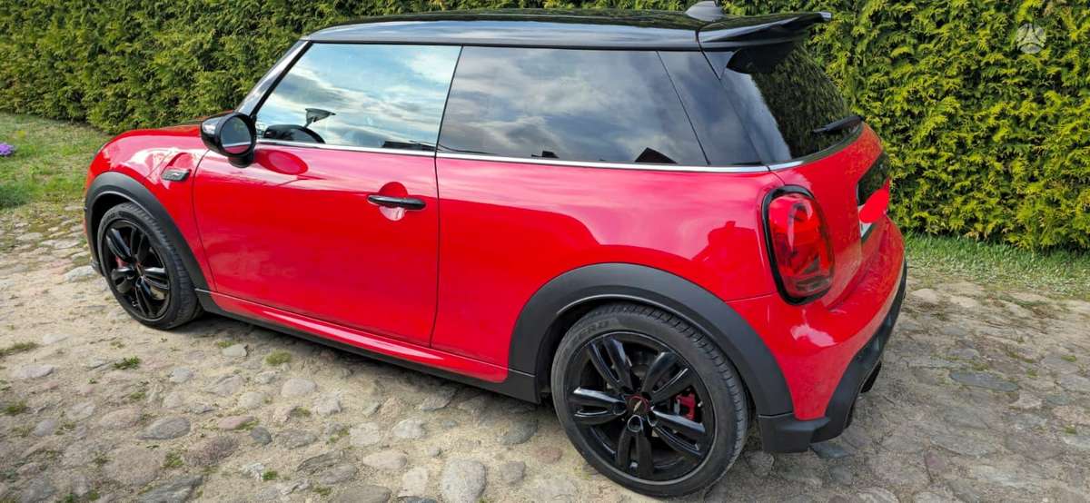 Mini Cooper JCW, 2.0 l., hatchback