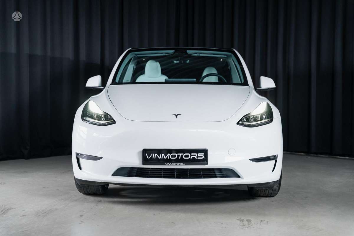 Tesla Model Y, off-road / crossover