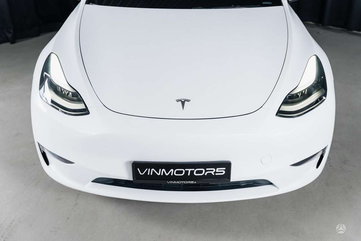 Tesla Model Y, off-road / crossover