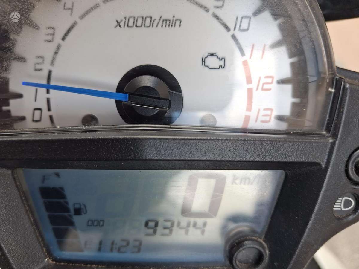Kawasaki ER 649cc, street / classic
