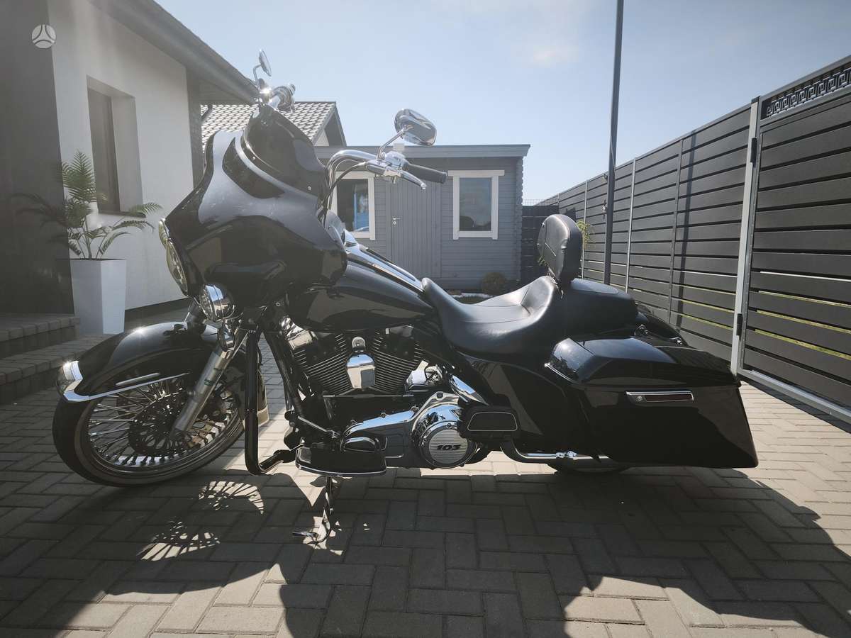 Harley-Davidson FLHTK 1688cc, choppers / cruisers / custom