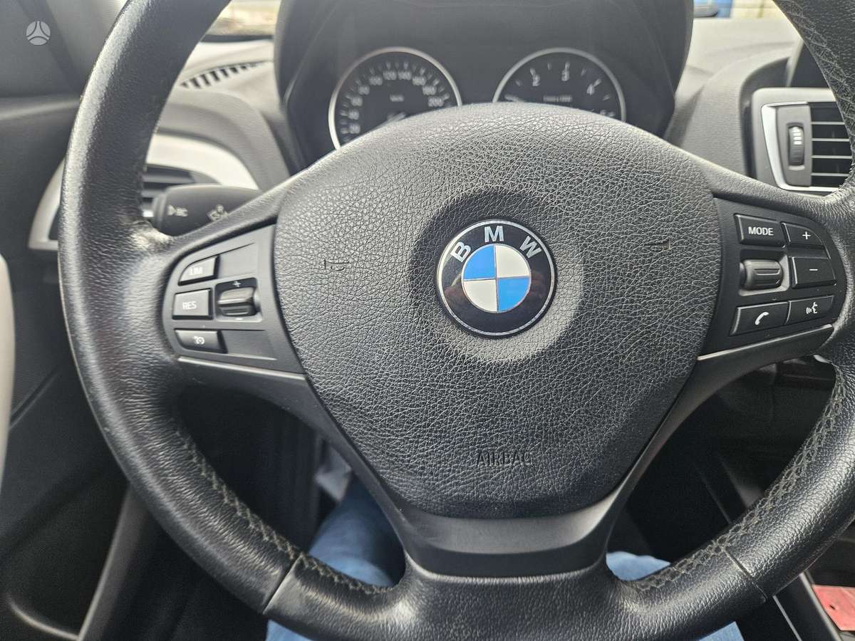 BMW 116, 1.5 l., hatchback