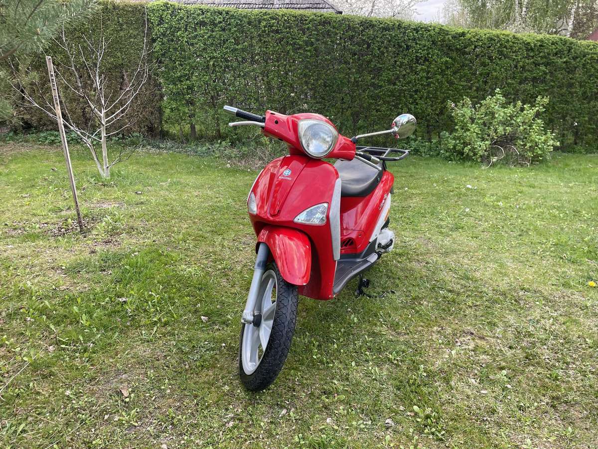 Piaggio Liberty 49cc, мотороллеры / мопеды