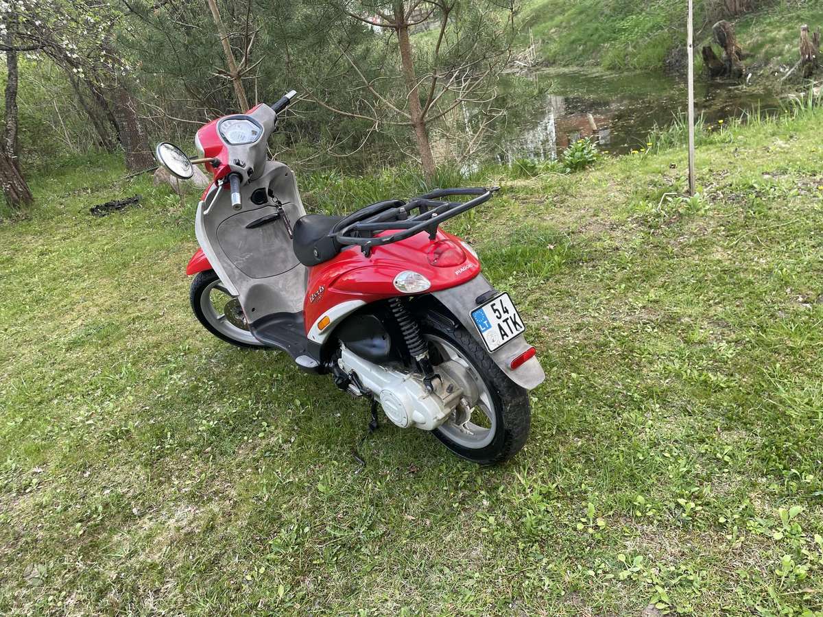 Piaggio Liberty 49cc, мотороллеры / мопеды