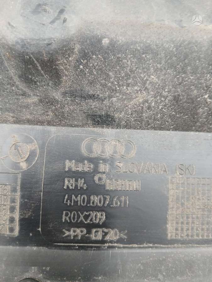 Audi Q7 bamperiai