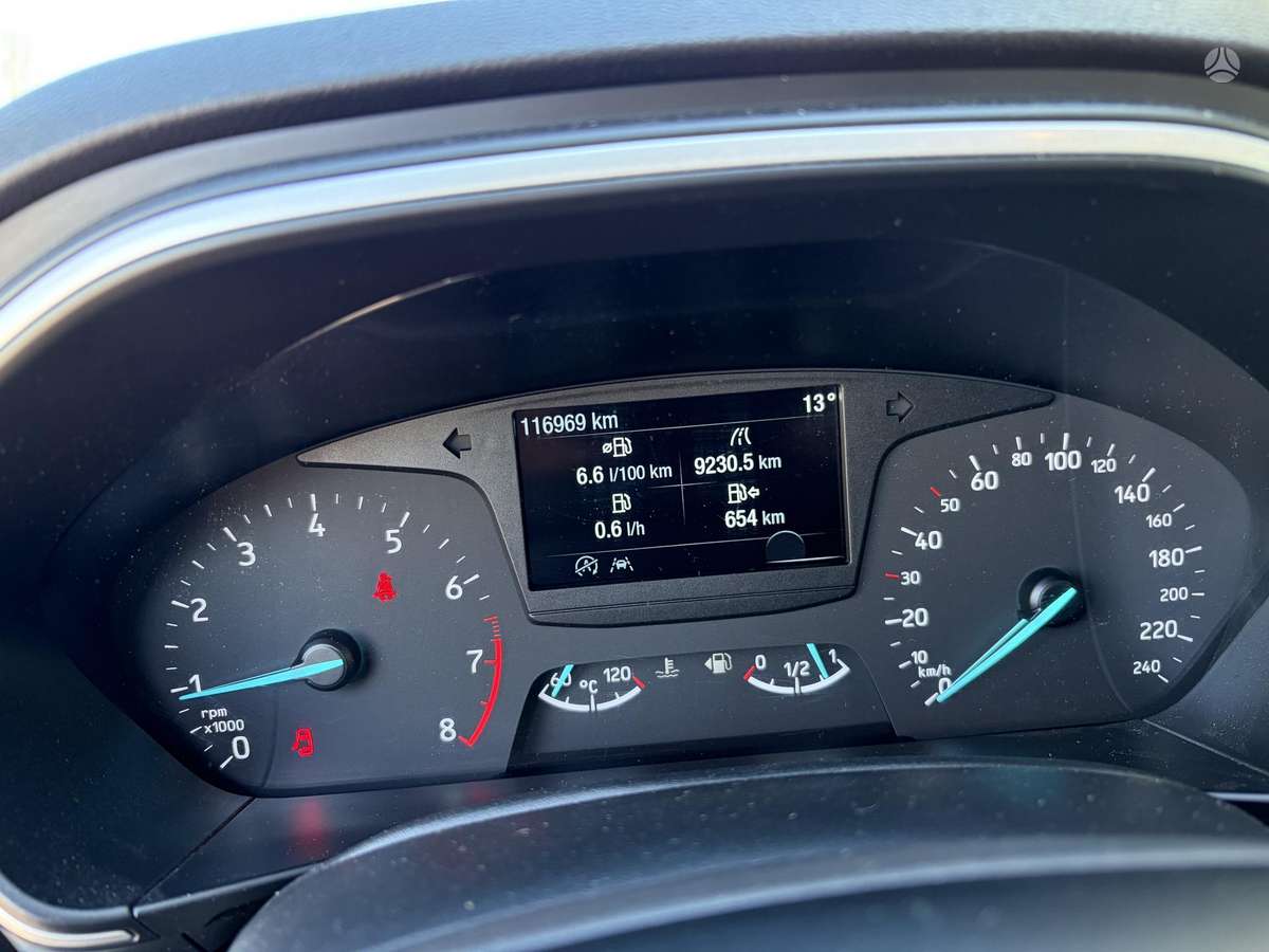 Ford Focus, 1.0 l., Хэтчбек