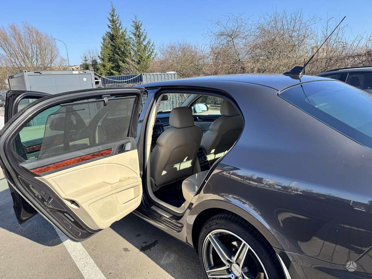 Skoda Superb, 1.8 l., sedanas